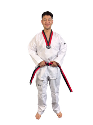 DOBOK DYNAMIC II  cuello poom (BASICO)
