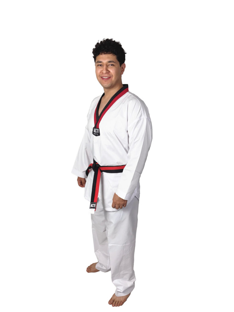 DOBOK PREMIER III BÁSICO CUELLO POOM (FIGHTER)